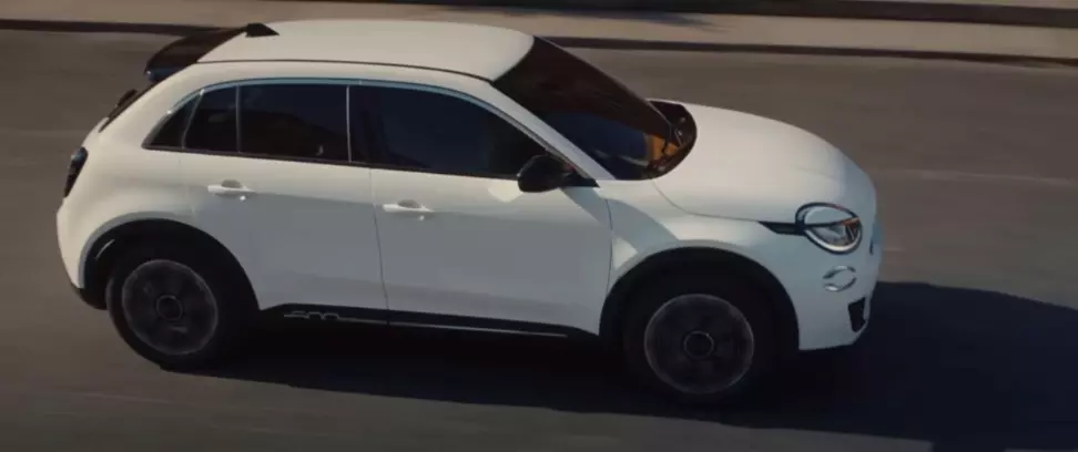 Fiat mostra o novo 600 antes da apresentação